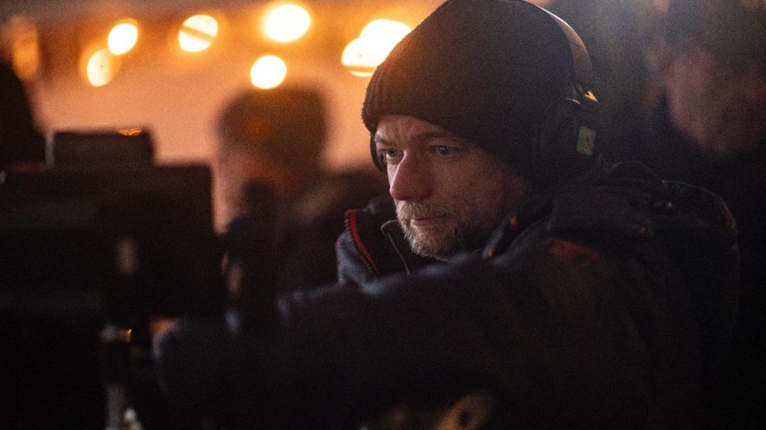 胆子小别看!《验尸官》导演恐怖新片《鬼上车》首曝预告