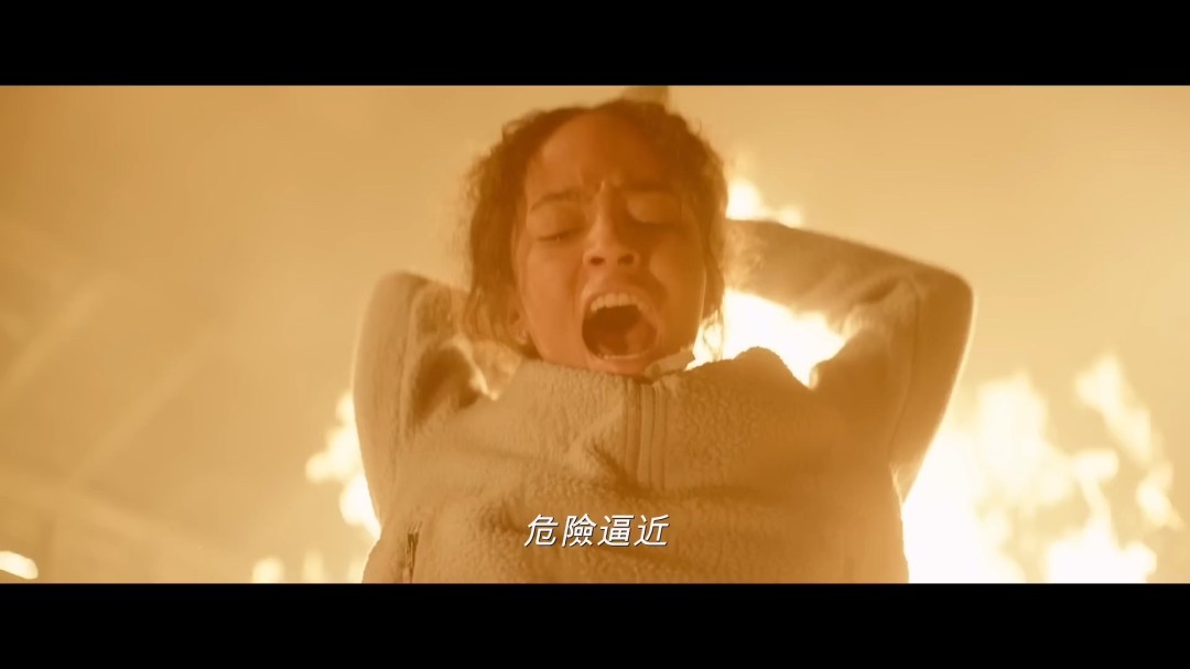 胆子小别看!《验尸官》导演恐怖新片《鬼上车》首曝预告